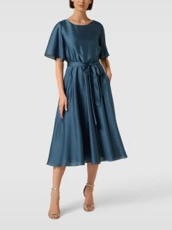 Swing Cocktailkleid Mit Rundhalsausschnitt Und Bindegürtel - Rauchblau