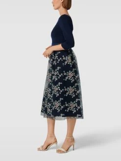 Christian Berg Cocktail Cocktailkleid Mit Floralen Stickereien - Marineblau Meliert 10 Christian Berg Cocktail Cocktailkleid Mit Floralen Stickereien - Marineblau Meliert -Rockreich Store 6kqkedpn6sp32dph8ta3cgqg999jada5917kogi29ks46l9lad0j4ji7a9758ihnah74clai9t242j9k993mccpi68rmadhgckrm4c9k6dj34e9h74sm8dhj6hj68opmcgq3ad8