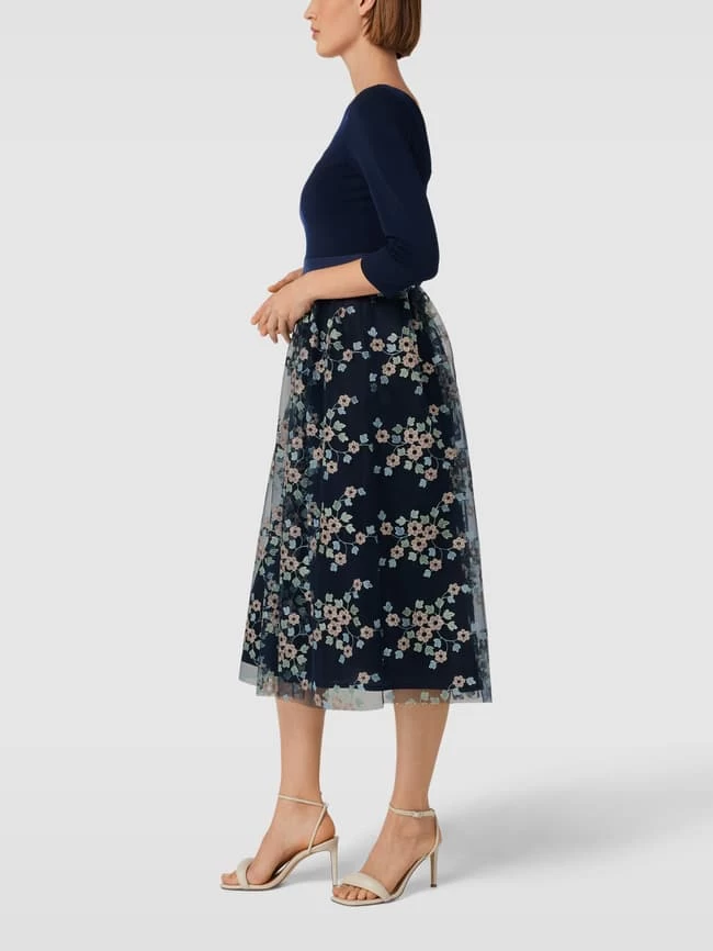 Christian Berg Cocktail Cocktailkleid Mit Floralen Stickereien - Marineblau Meliert 6 Christian Berg Cocktail Cocktailkleid Mit Floralen Stickereien - Marineblau Meliert – Bild 4
