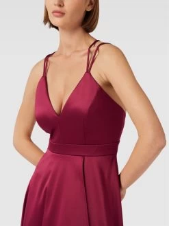 Jake*s Cocktail Abendkleid Mit Herz-Ausschnitt - Kirschrot -Rockreich Store 855kqlim90s42d26al4kihif90o34ea5696jik9pacrkgea98d550lhn8l634k2h8d9kmjac8514kj219oo3iob1c9ij0phjc8pj6opk71ijaohi71gj6p1icpijgchp61gj2dg