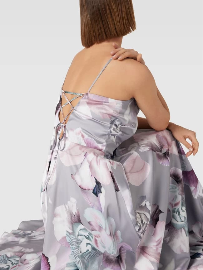 Swing Abendkleid In Wickel-Optik - Silber 5 Swing Abendkleid In Wickel-Optik - Silber – Bild 3