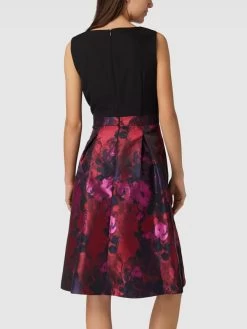 Christian Berg Cocktail Cocktailkleid Mit Floralem Muster - Rot Meliert -Rockreich Store 8db4mhag88skagi8a934kiq99l642lac91348d1iah8lak21acql2had64sj2iac9krjagqg91832e2990o36e1gcksj8pj265hm8d1k65i3aohh61im4p1mc4o3ie9o6oom6dg