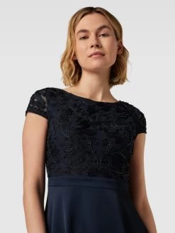 Christian Berg Cocktail Cocktailkleid Mit Ziersteinbesatz - Marineblau Meliert -Rockreich Store 8h0j6jig9ks38gph8h734cah651j2d1g6laj8lika0oj8di589a38gqfa5636cqc6h44ghhk6d7l0i2f753j8dj6ccs32cpk74o3ie9k64qm2e1j70rj8dj46or3ce9l6osj8cg