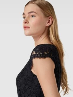 Montego Cocktailkleid Aus Spitze Mit Floralem Allover-Muster - Marineblau -Rockreich Store 912kgda6958jac1la1a52iab61b3cg9p6d4kkga2910kghi7a0rkiipm9d0jgja3ap0k2h2e6d858i1o653m6d1o60o68c1h6so3adhk6thjco9ncoqm2dpk64q3gp1g61i32og