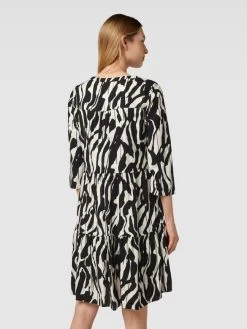 Comma Knielanges Kleid Mit Tunikakragen - Schwarz -Rockreich Store 91456jq869242hq68da3ak9h60p54jpg8d74eiik692kgi1j6da4ili371130h9k75832had911jecpi70o6apj46lgm8opj6sq64cpkc4s3aoj66orjap9i6gsm2cb56cpj0c8