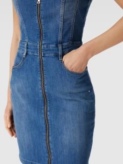 Guess Jeanskleid Mit Eingrifftaschen Modell 'MICOL' - Jeans -Rockreich Store 98pl6e2lap342kppa9536d1g61554kic8p5kckqj68ql6iij8t658c2j6973elhkal2kgdph6t74ol27ad3jgchjckpj8oj3ccpj6d9k6gpj2oj1copj6e1j74sm6c9ncdi38cg