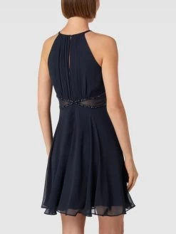 Jake*s Cocktail Cocktailkleid Mit Amerikanischem Ausschnitt - Marineblau Meliert -Rockreich Store 9l54cj1o88qkmjig6p44slai6184uhab758j4j1g6h942h9k9h3j0laj6p1jae22919lckie8p8kqc1n753m6d33cph6coj268pj0o9k70pjeohk60p6coj361hjadj2cgs6acg
