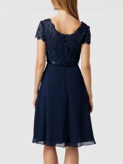 Luxuar Cocktailkleid Mit Ziersteinen Und Floralen Stickereien - Dunkelblau -Rockreich Store 9p4kskaj9h0kehpk8h54mgi1ad4j6h9m697j0h1l6t73cl1l8p44ecil90qj4ki2650jelam61a46ipl6h3mcp33cdh68cb46cq62e1k61hm6eb26sr38p9h6li32c9l74p38oo