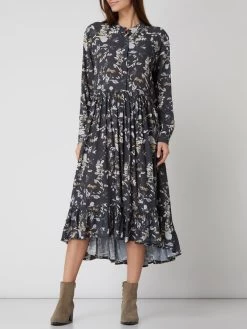 Oh April Kleid Mit Floralem Muster Modell 'Flowing Fae' - OH APRIL X P&C - Exklusiv Bei Uns Erhältlich - Schwarz