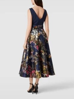 Christian Berg Cocktail Abendkleid Mit Floralem Muster - Marineblau Meliert -Rockreich Store ah3l6kq3al1kkkho6l5kqha6699kui2m614jaipk74pkcdie6kp32cpm6ooj0c9gadakadqj9t932hqm60o3eo9m75im8d1m61h32p9kccrj4ob5cdj30c316so3ic9h70sjcd0
