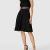 V.M. Cocktailkleid Mit Spitzenbesatz - Schwarz -Rockreich Store ap9lal9i9pb5ae9m9t9l8c2d70p42iq26oq36jhg895kigq49p842k9oa51kcdii8spkkka3al3lad1g9so36pj2ccr3cor1cph30p1k6ooj6e1g6di32dhk6orj0oj4cop32p0